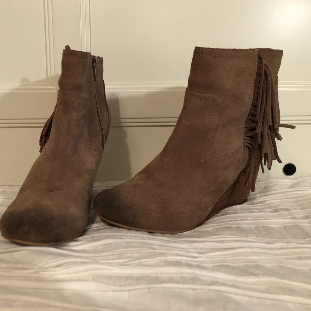 Abound brown booties with fringe